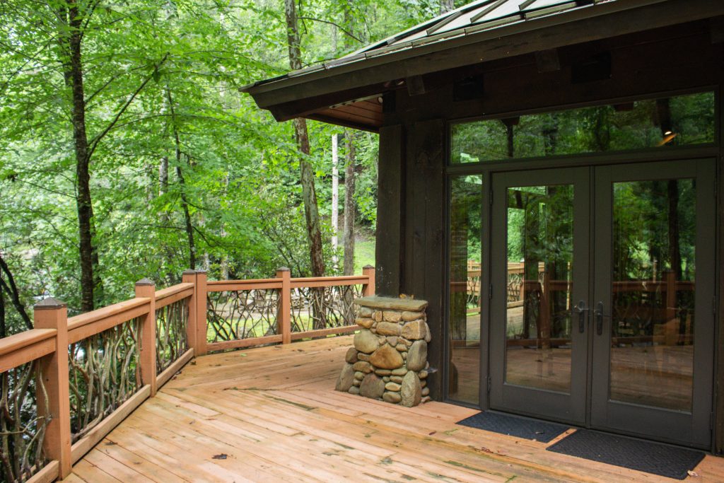 This image is by Norton Creek Resort.